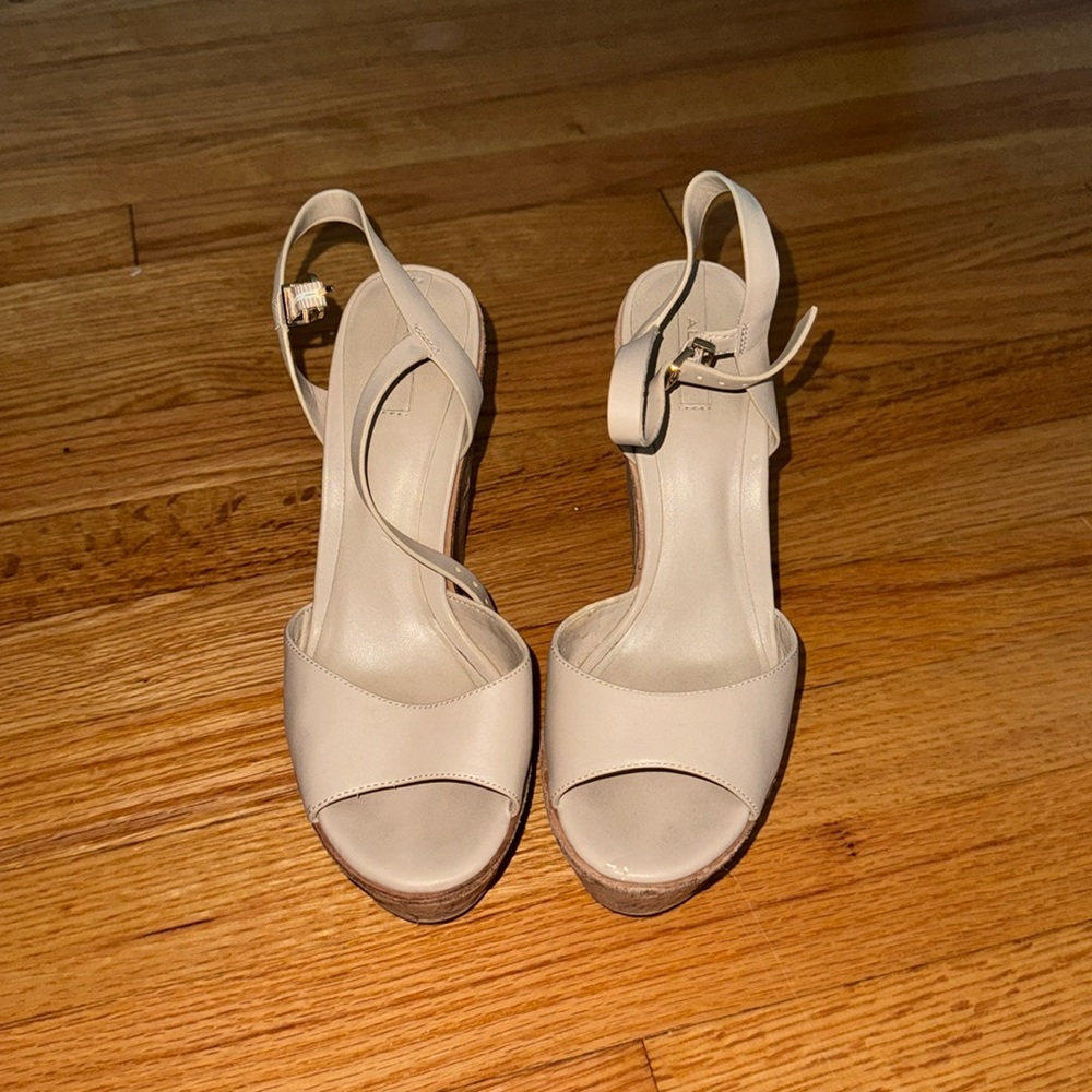 Rosemina Wedges